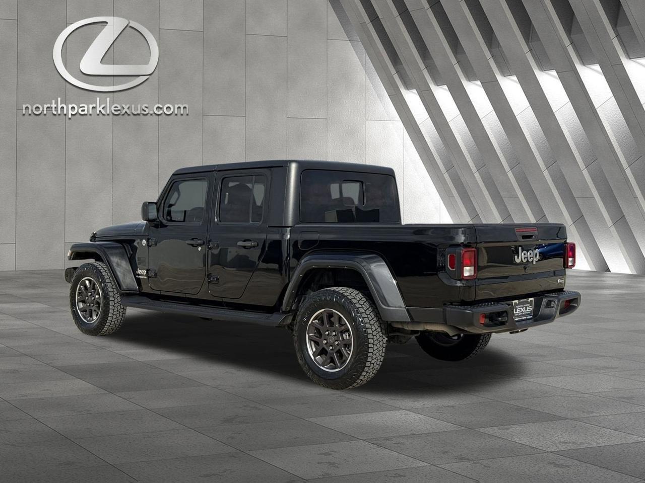 2022 Jeep Gladiator Overland