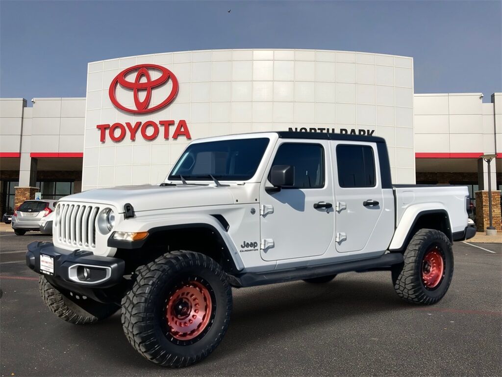 2022 Jeep Gladiator Overland