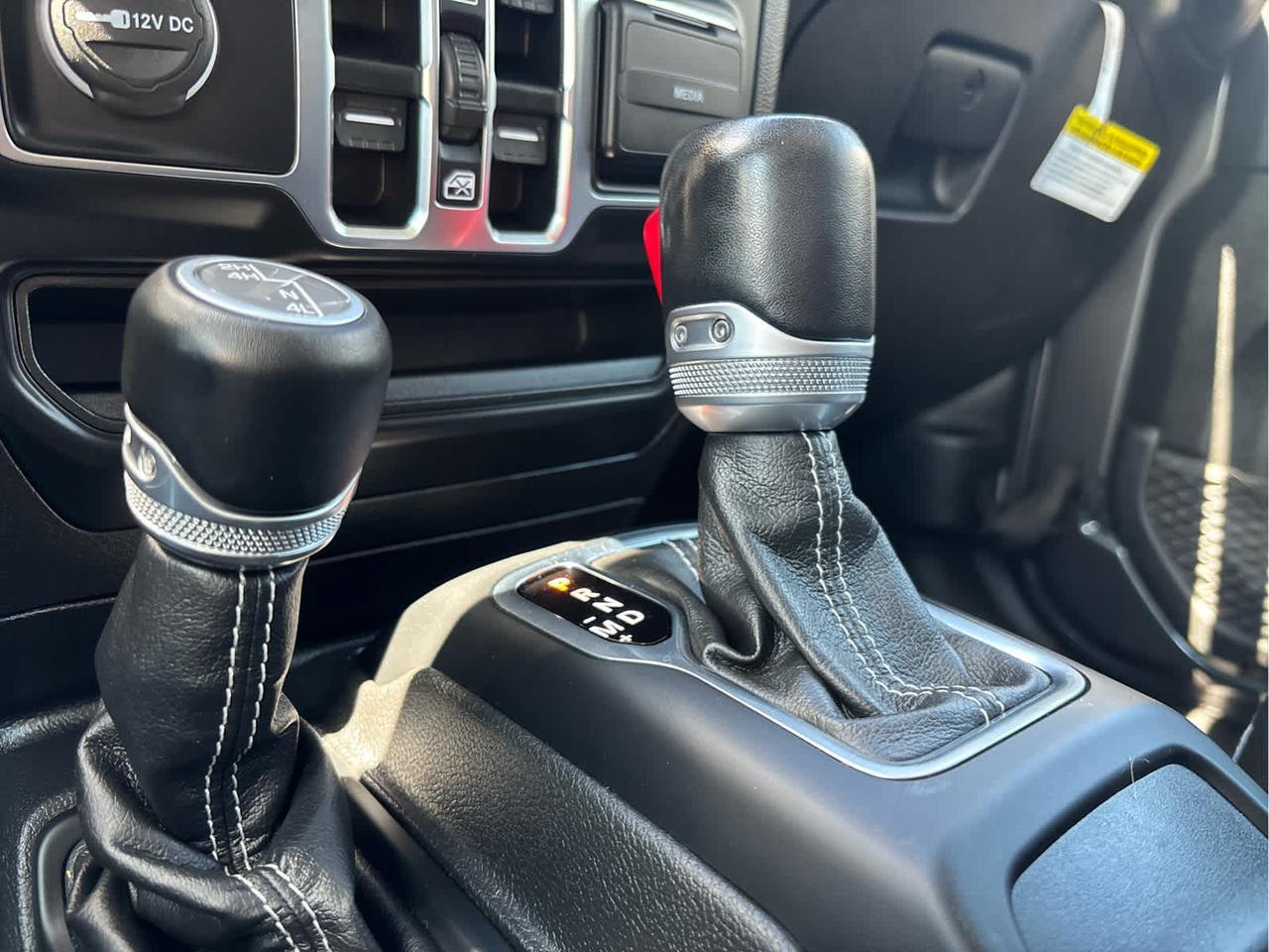 2022 Jeep Gladiator Overland Irving TX
