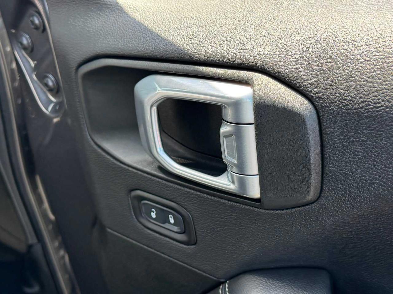 2022 Jeep Gladiator Overland Irving TX