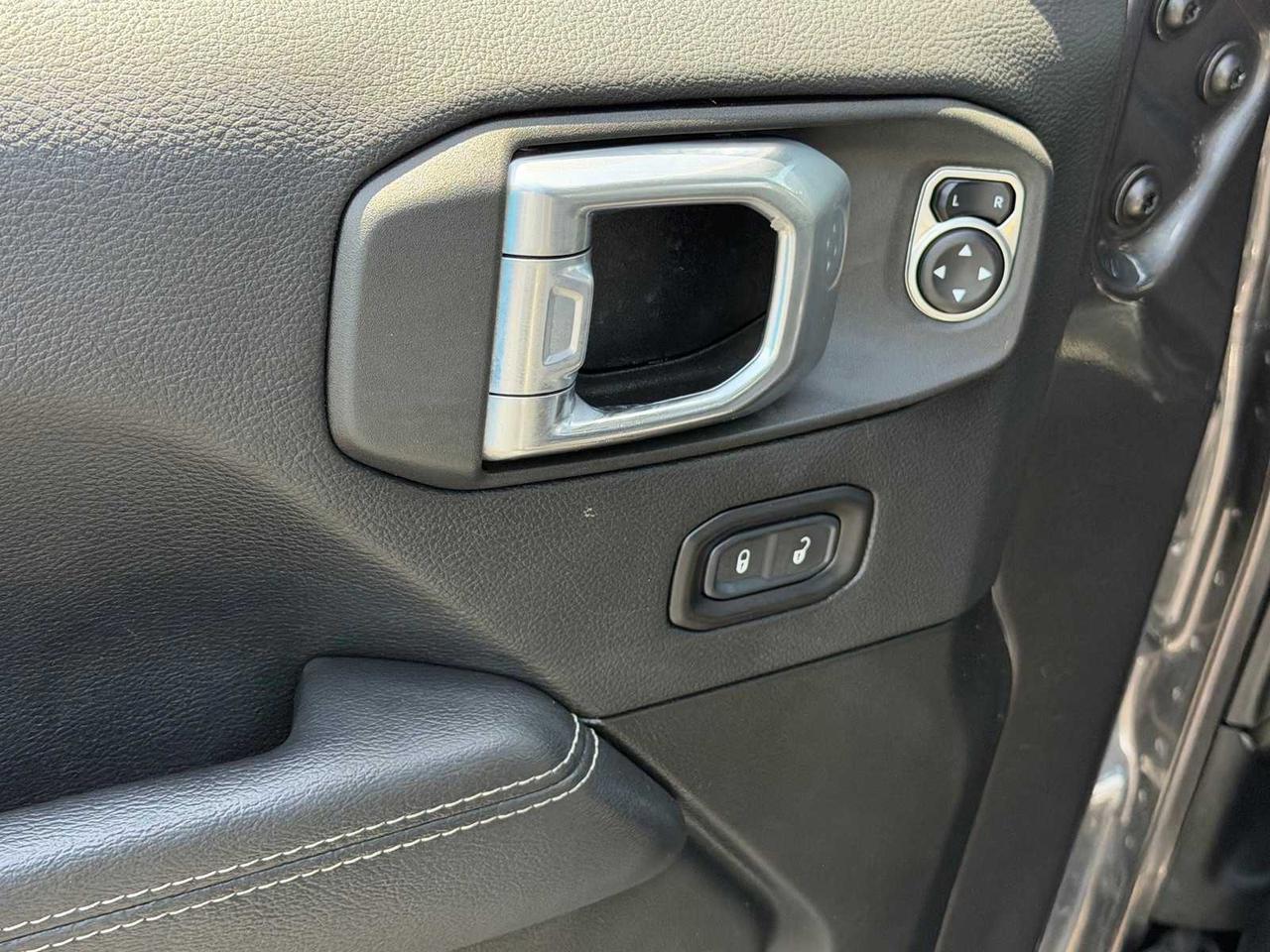 2022 Jeep Gladiator Overland Irving TX