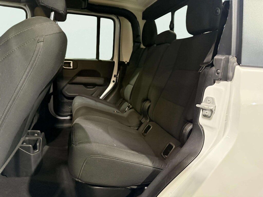 2022 Jeep Gladiator Overland w/Cold Weather &amp; Tow Pkg San Clemente CA
