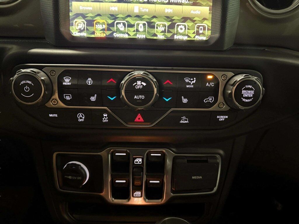 2022 Jeep Gladiator Overland w/Cold Weather &amp; Tow Pkg San Clemente CA