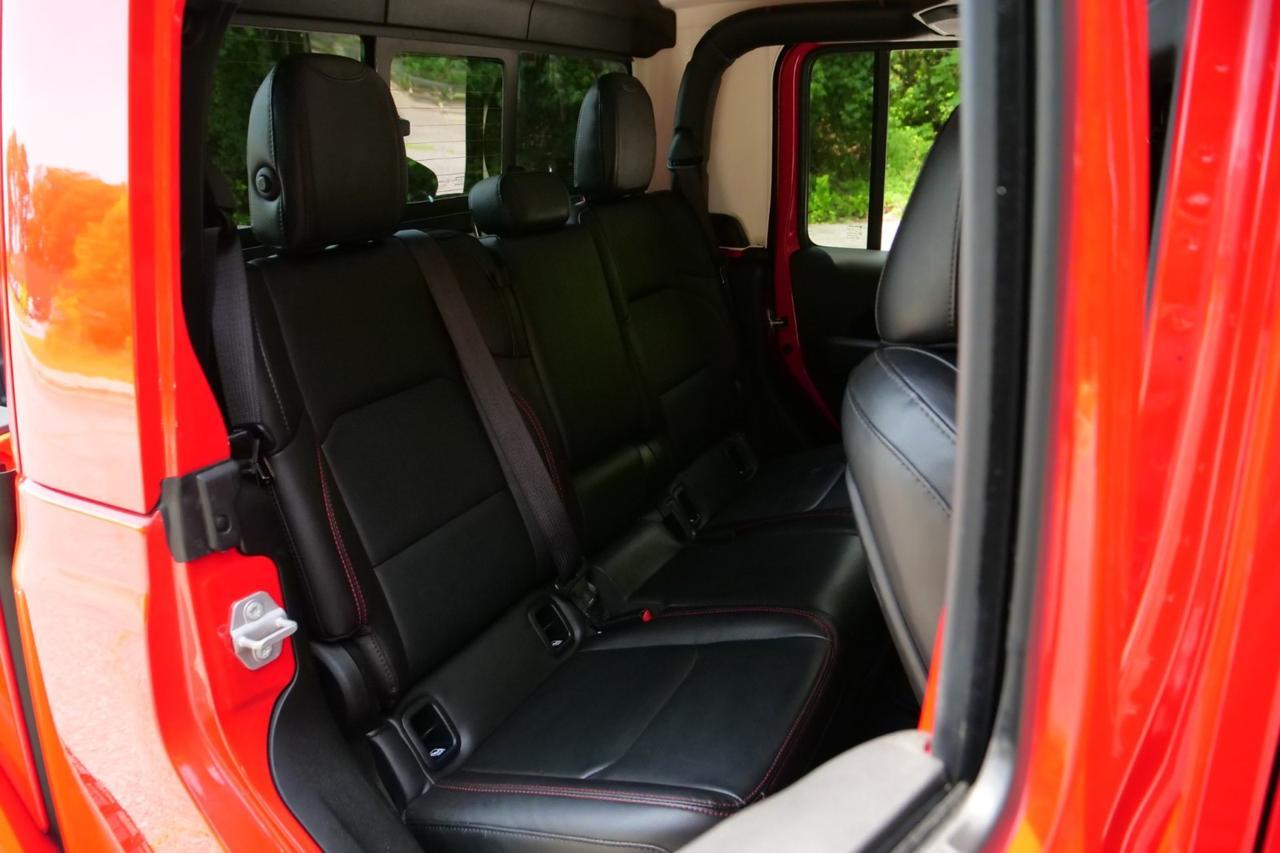 2022 Jeep Gladiator Rubicon 4X4 / Cold Weather Group / Leather Seats! Lincolnton NC