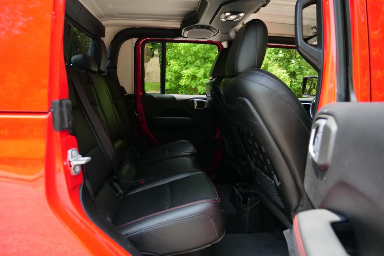 2022 Jeep Gladiator Rubicon 4X4 / Cold Weather Group / Leather Seats! Lincolnton NC