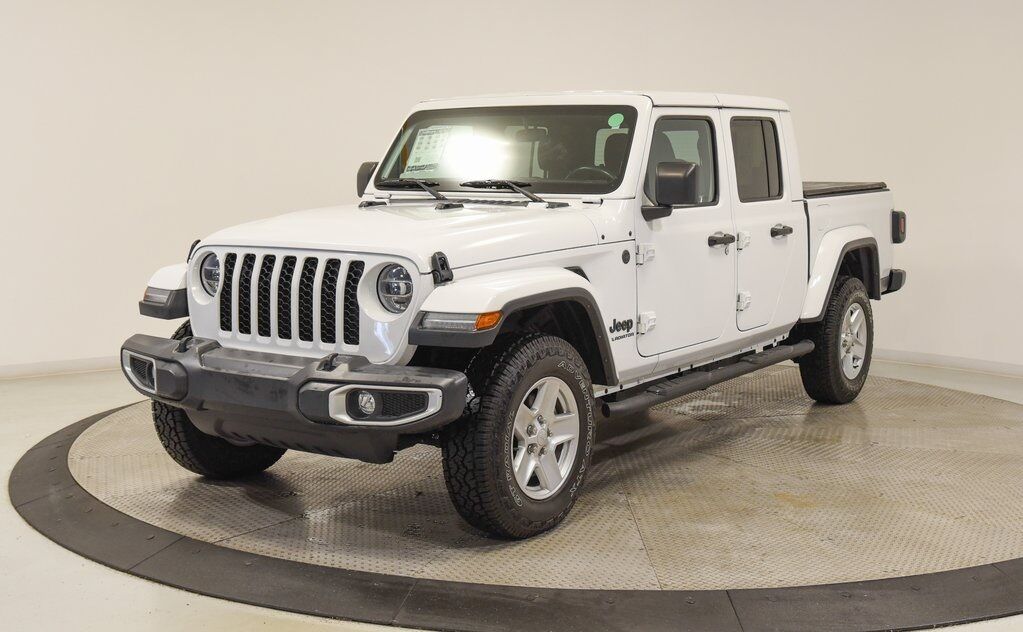 2022 Jeep Gladiator Sport Akron OH