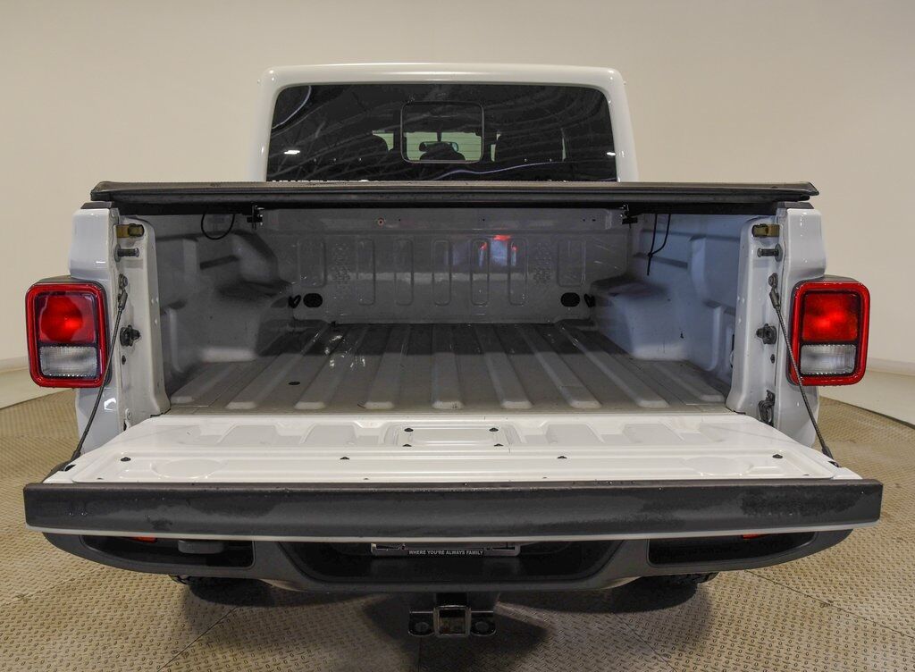 2022 Jeep Gladiator Sport Akron OH