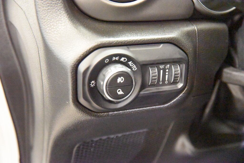2022 Jeep Gladiator Sport Akron OH