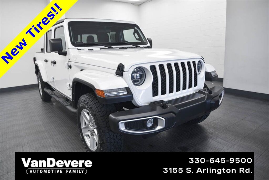 2022 Jeep Gladiator Sport Akron OH
