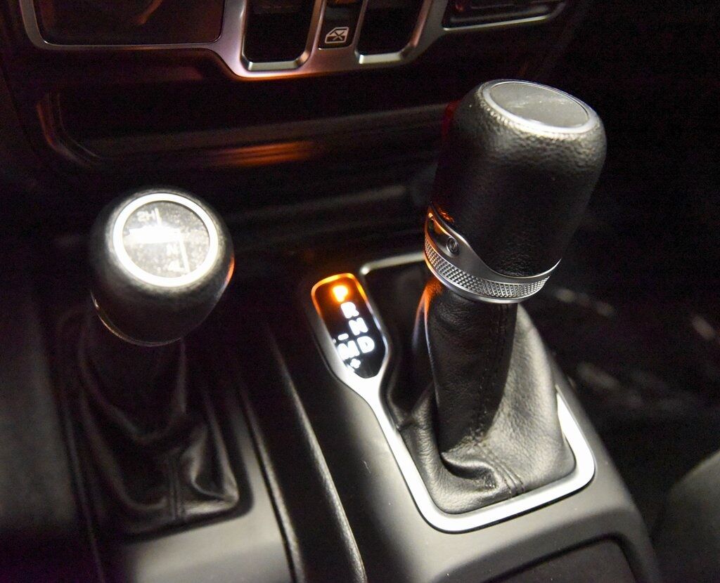 2022 Jeep Gladiator Sport Akron OH