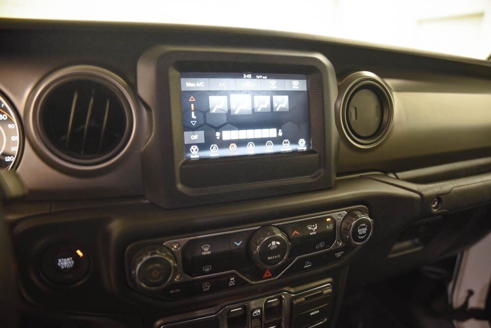 2022 Jeep Gladiator Sport Akron OH