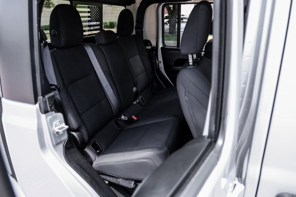 2022 Jeep Gladiator Sport Carrollton TX