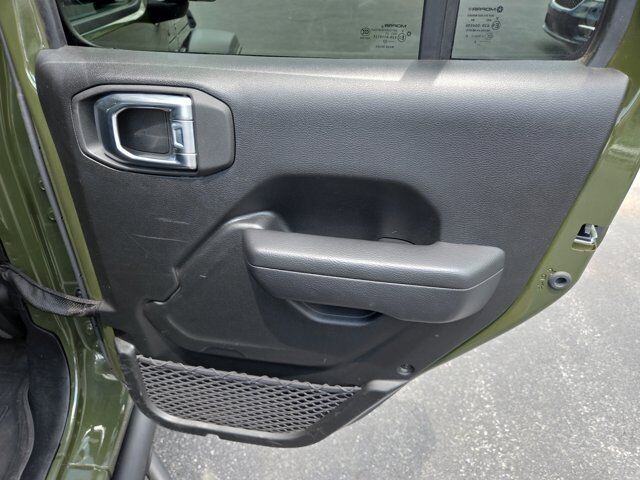 2022 Jeep Gladiator Sport S HAMBURG PA