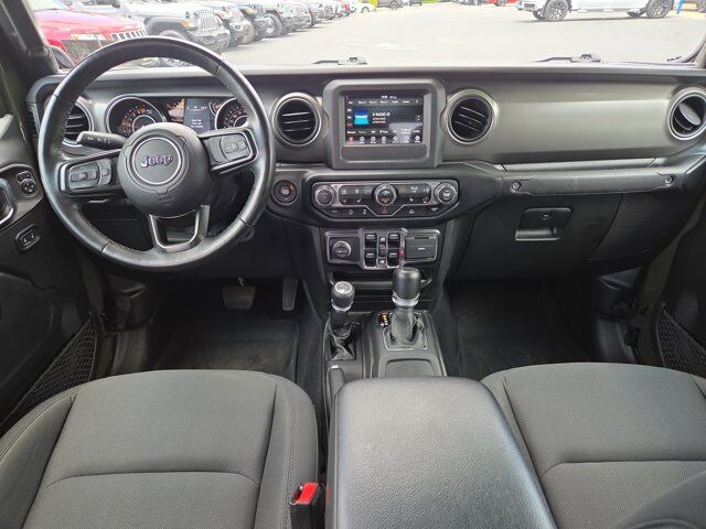 2022 Jeep Gladiator Sport S HAMBURG PA