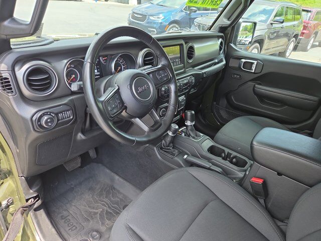 2022 Jeep Gladiator Sport S HAMBURG PA