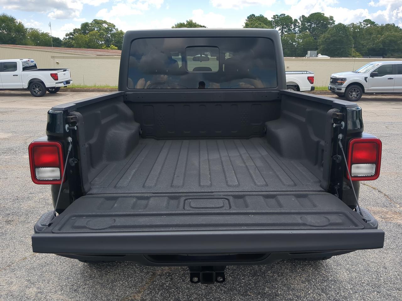 2022 Jeep Gladiator Sport S Winder GA