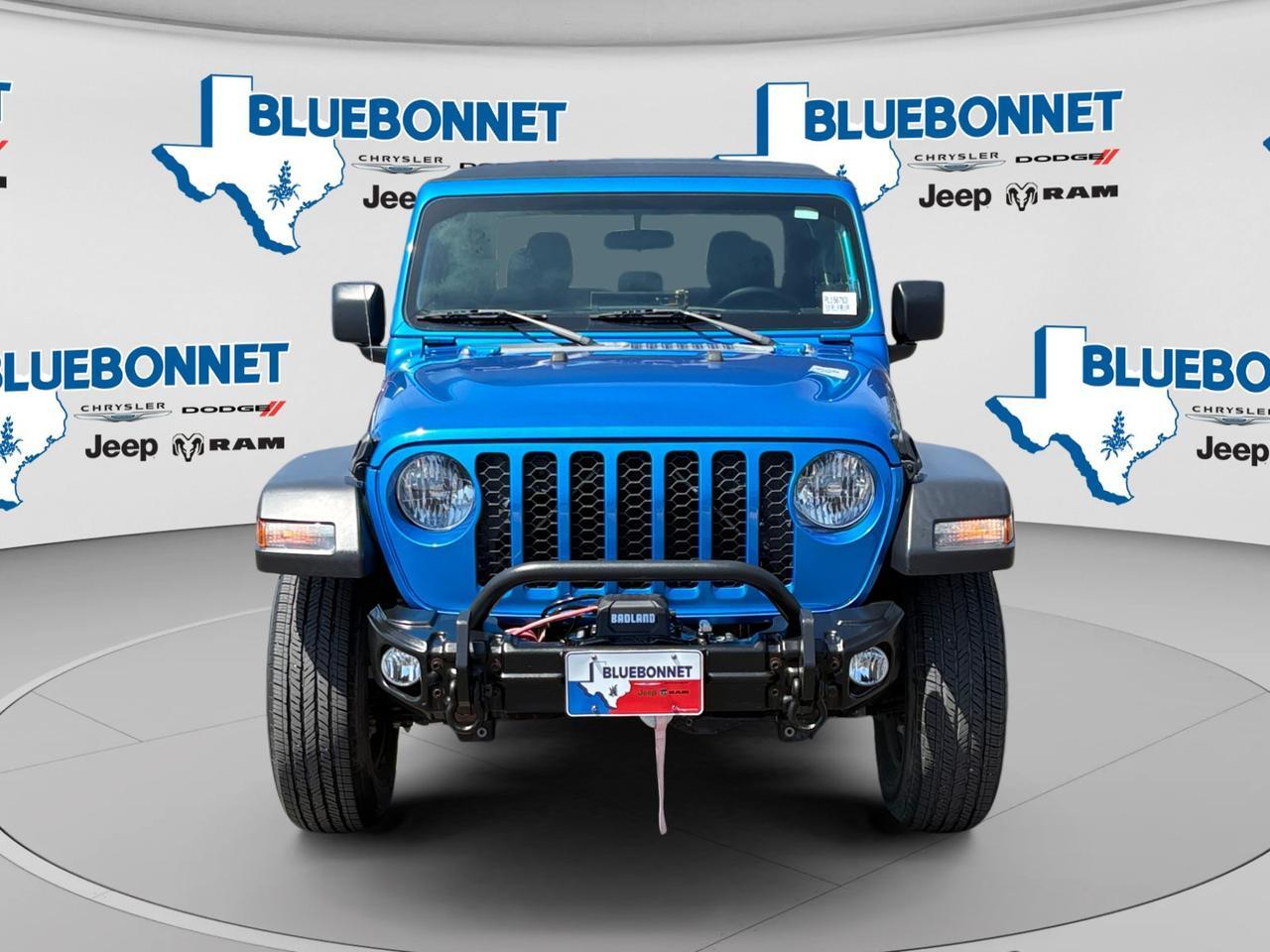 2022 Jeep Gladiator Sport