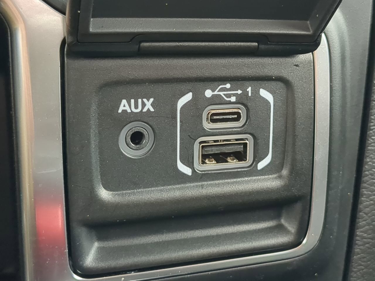 2022 Jeep Gladiator Sport Winder GA