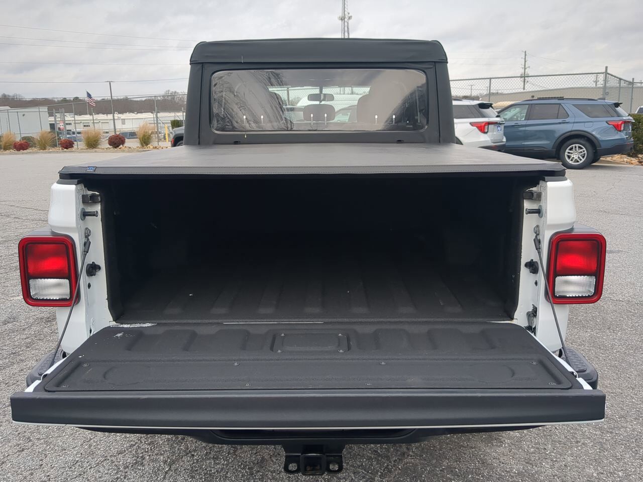 2022 Jeep Gladiator Sport Winder GA