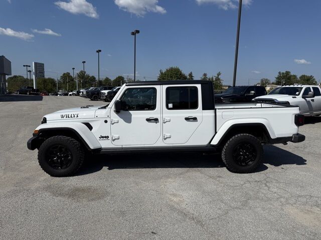 2022 Jeep Gladiator Willys Crestwood KY