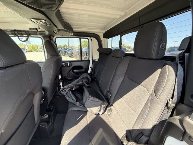 2022 Jeep Gladiator Willys Crestwood KY