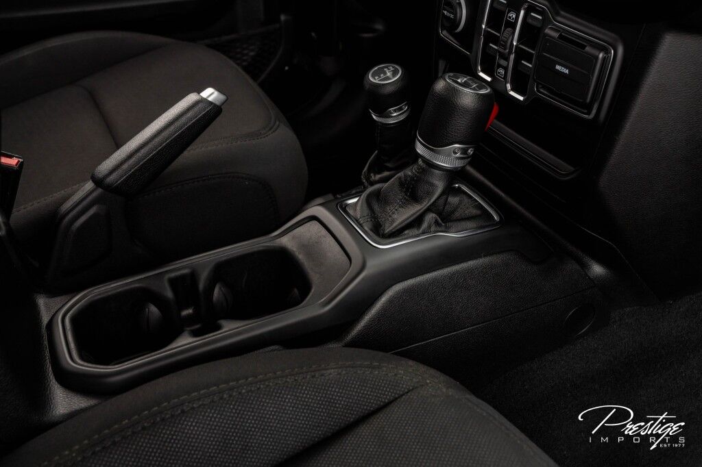 2022 Jeep Gladiator Willys North Miami Beach FL