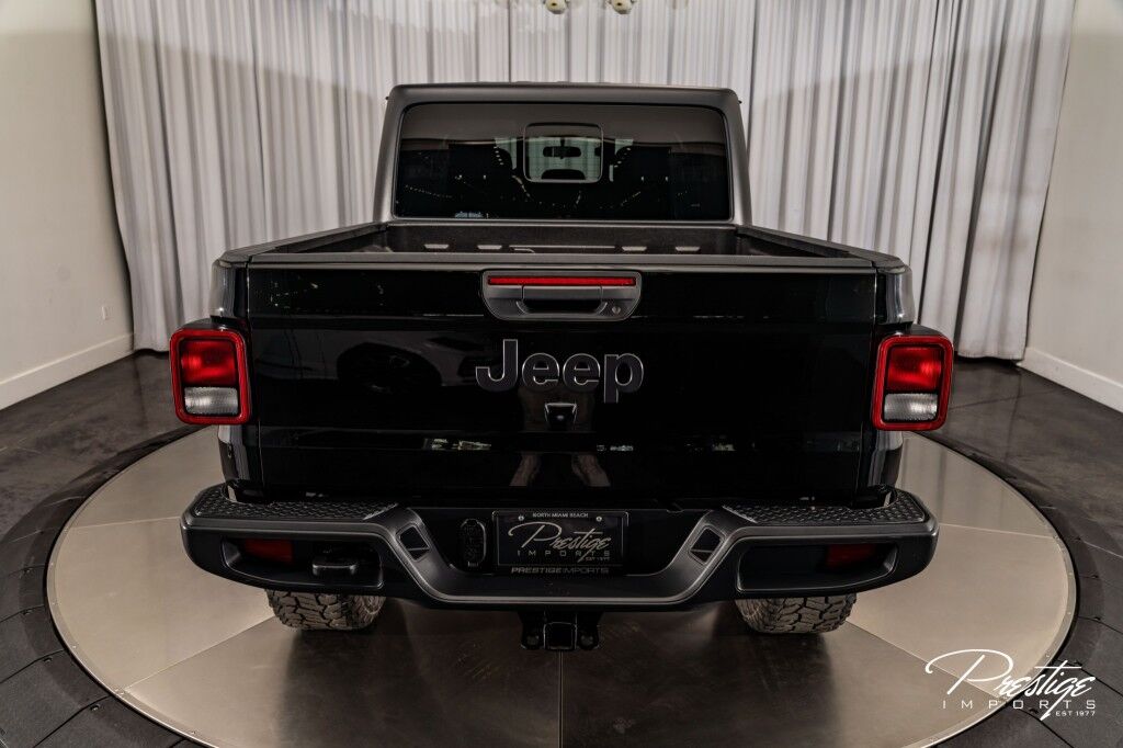 2022 Jeep Gladiator Willys North Miami Beach FL
