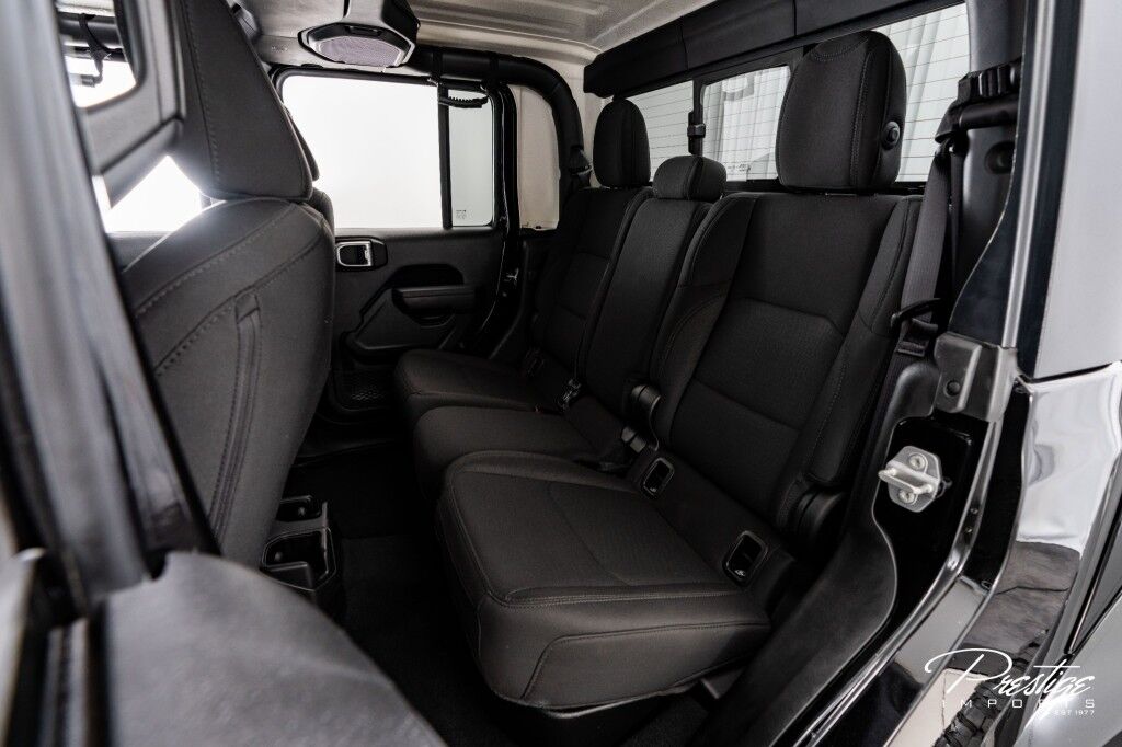 2022 Jeep Gladiator Willys North Miami Beach FL