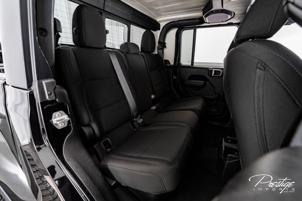 2022 Jeep Gladiator Willys North Miami Beach FL