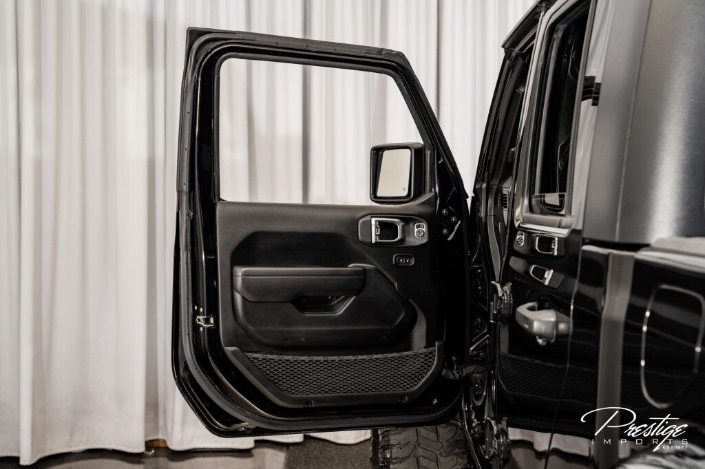 2022 Jeep Gladiator Willys North Miami Beach FL