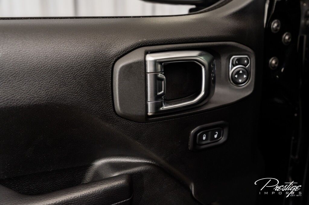 2022 Jeep Gladiator Willys North Miami Beach FL
