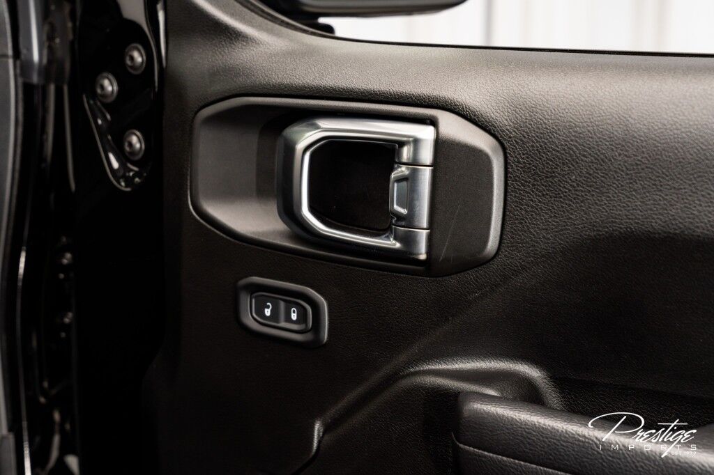 2022 Jeep Gladiator Willys North Miami Beach FL