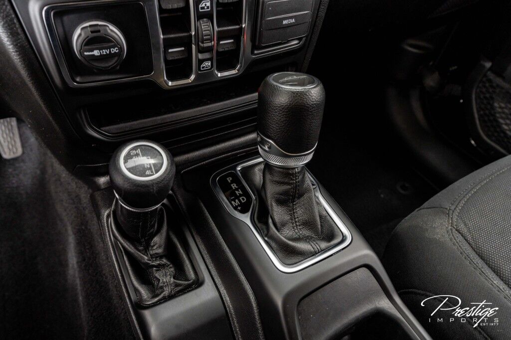 2022 Jeep Gladiator Willys North Miami Beach FL