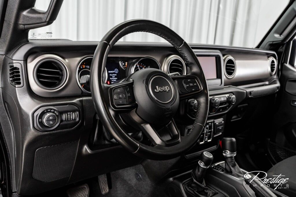 2022 Jeep Gladiator Willys North Miami Beach FL