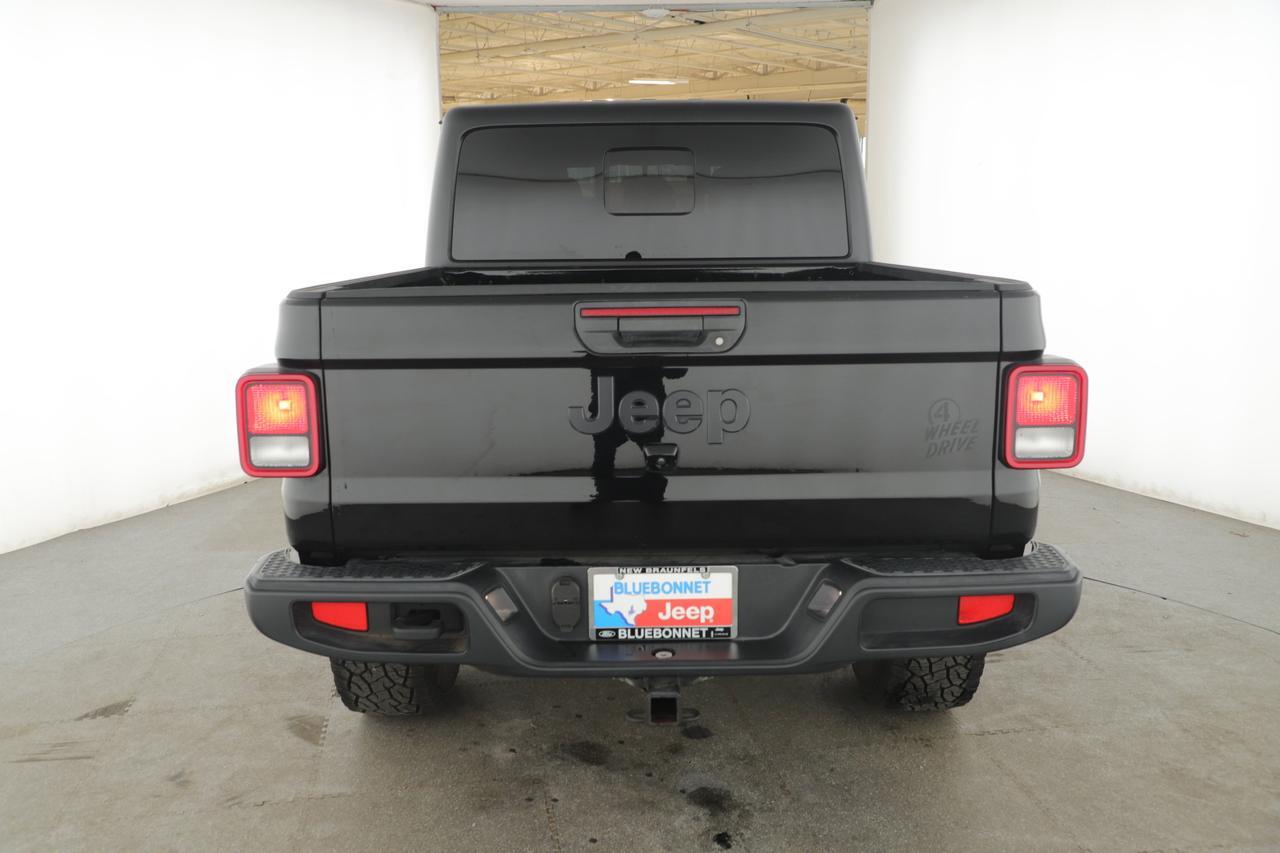 2022 Jeep Gladiator Willys