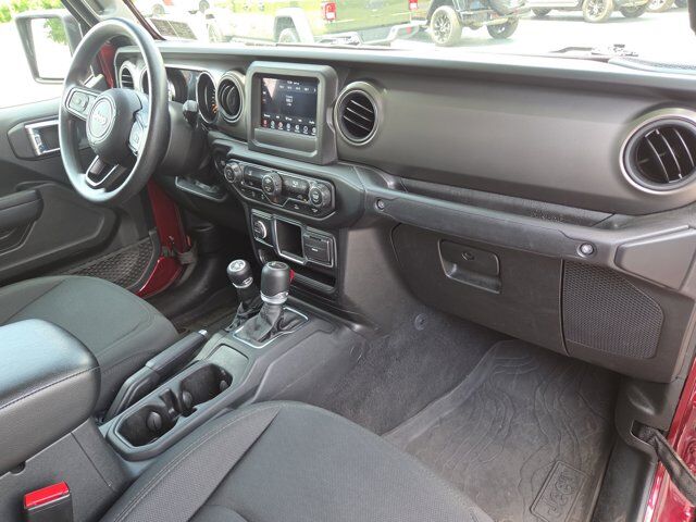 2022 Jeep Gladiator Willys Sport HAMBURG PA