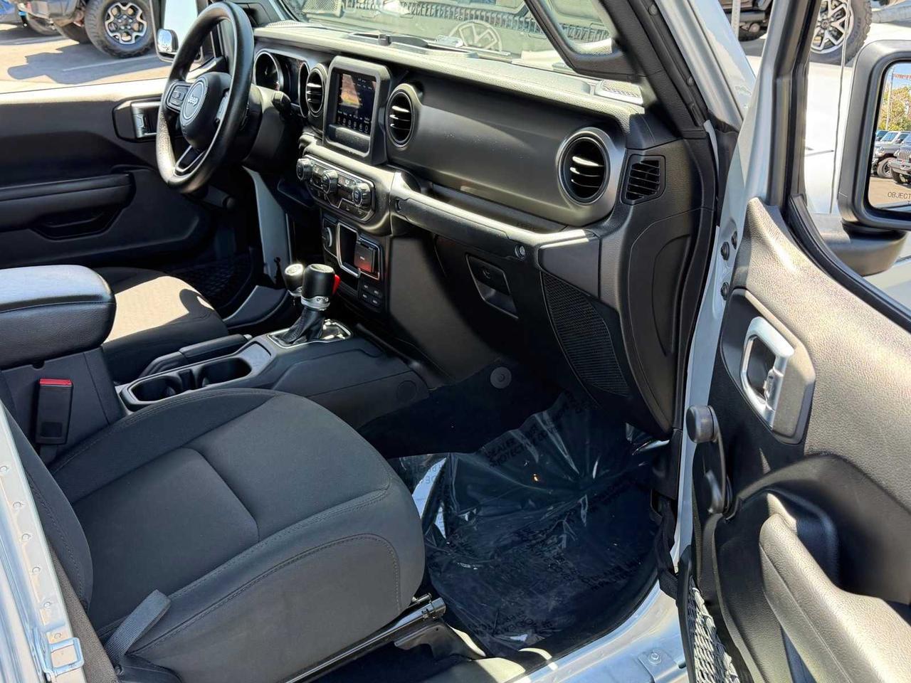 2022 Jeep Gladiator Willys Sport Irving TX
