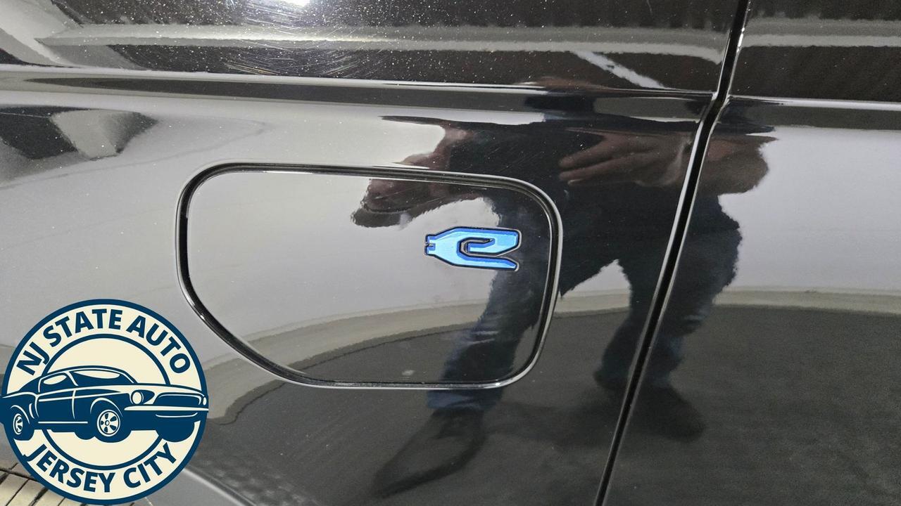 2022 Jeep Grand Cherokee 4xe Jersey City NJ