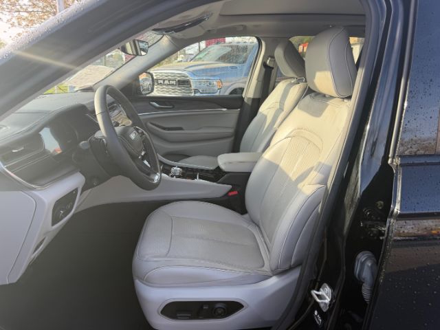 2022 Jeep Grand Cherokee 4xe Overland 4x4 Charlotte NC