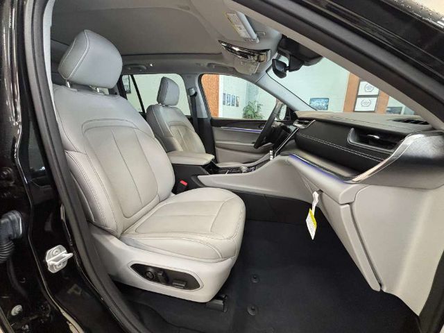2022 Jeep Grand Cherokee 4xe Overland 4x4 Charlotte NC