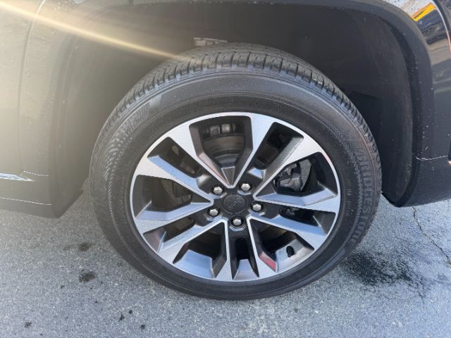 2022 Jeep Grand Cherokee 4xe Overland 4x4 Charlotte NC