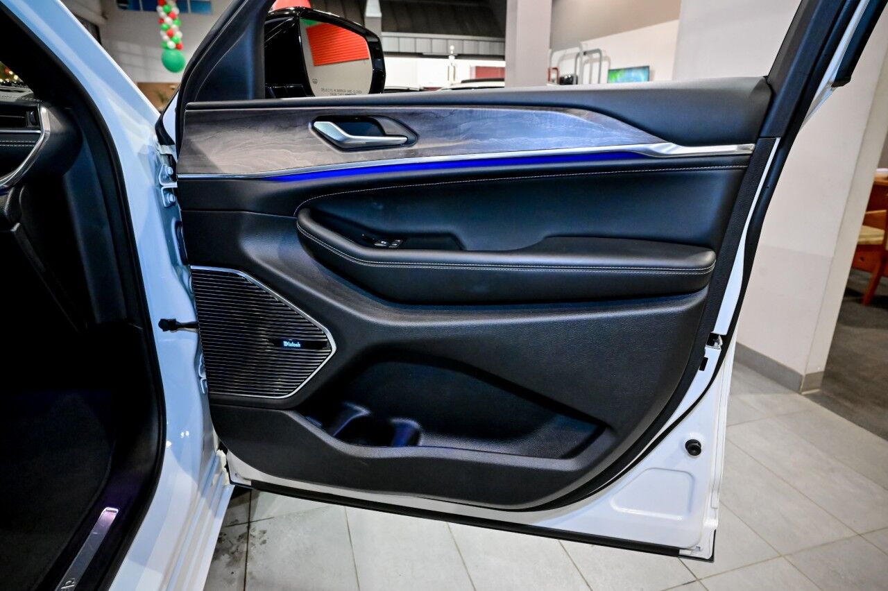 2022 Jeep Grand Cherokee 4xe Overland Springfield NJ