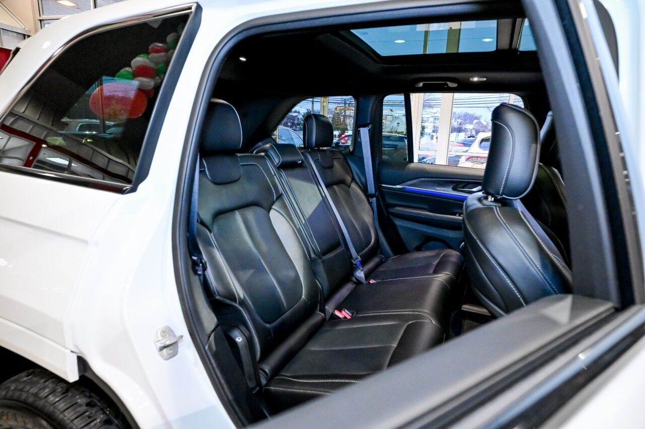 2022 Jeep Grand Cherokee 4xe Overland Springfield NJ