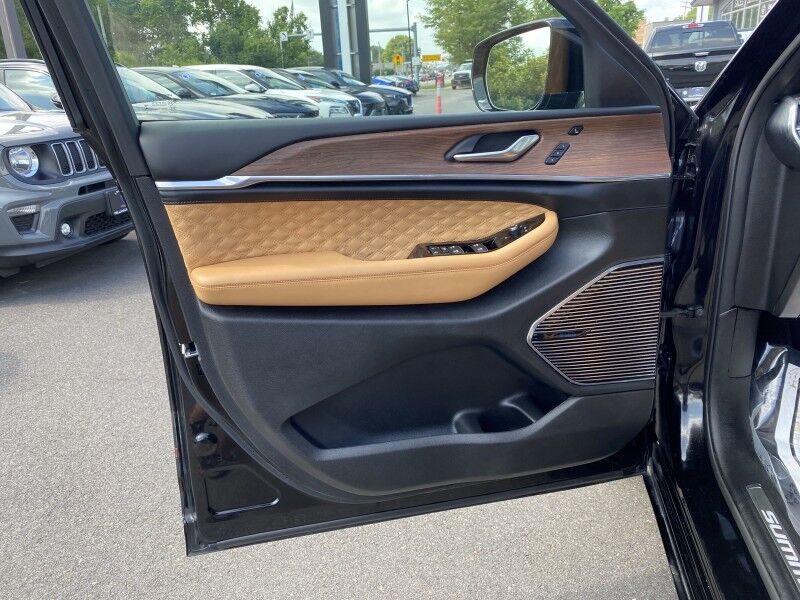 2022 Jeep Grand Cherokee 4xe Summit Bristol  PA
