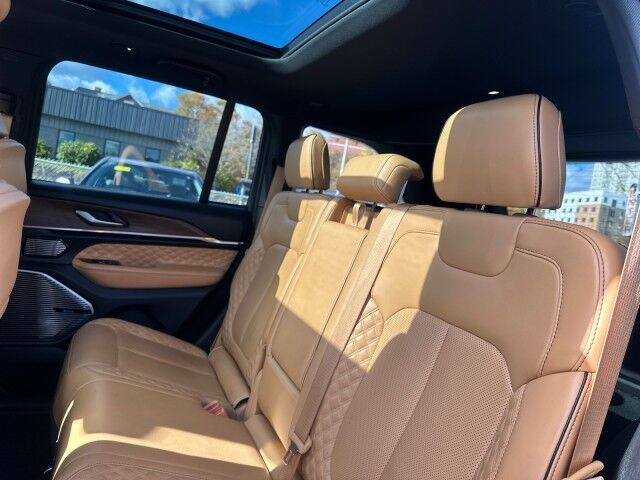 2022 Jeep Grand Cherokee 4xe Summit Worcester MA