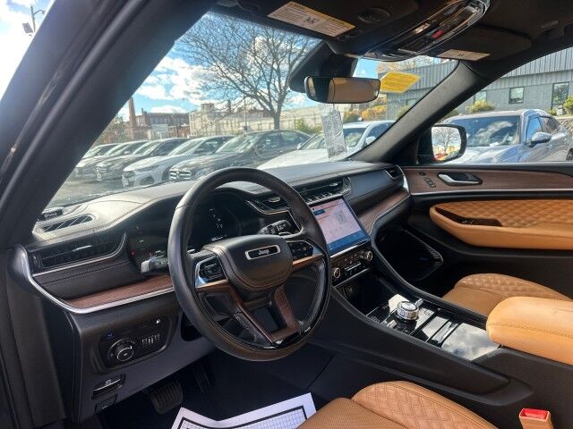 2022 Jeep Grand Cherokee 4xe Summit Worcester MA