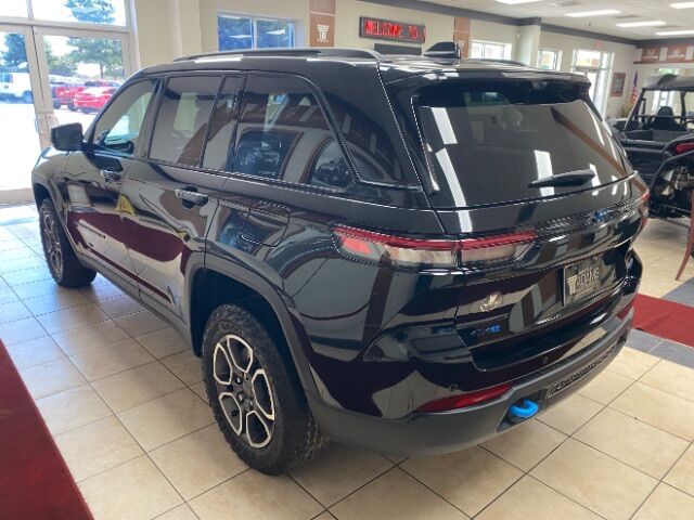 2022 Jeep Grand Cherokee 4xe Trailhawk 4x4