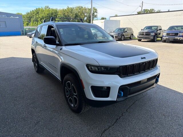 2022 Jeep Grand Cherokee 4xe Trailhawk Cleveland OH