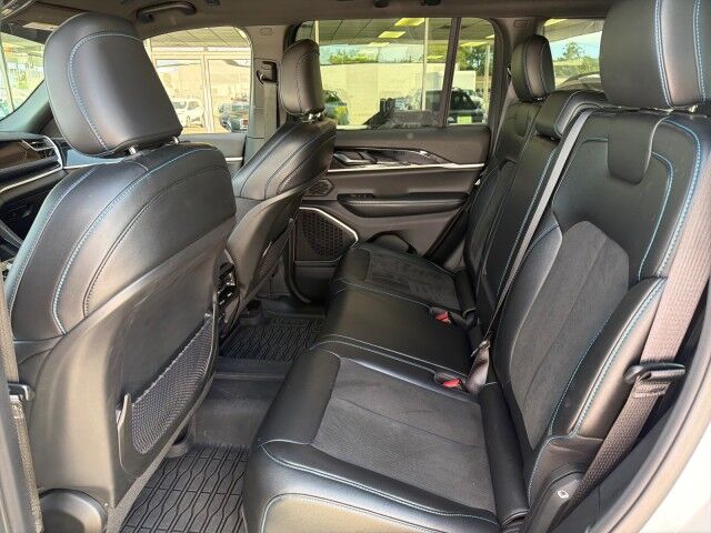 2022 Jeep Grand Cherokee 4xe Trailhawk Cleveland OH