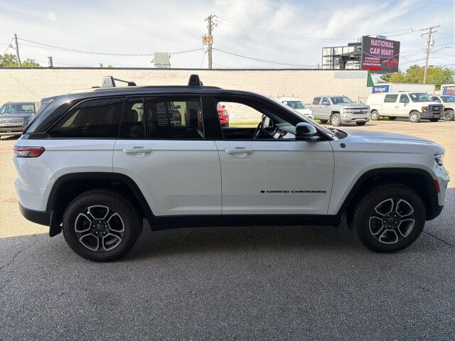 2022 Jeep Grand Cherokee 4xe Trailhawk Cleveland OH